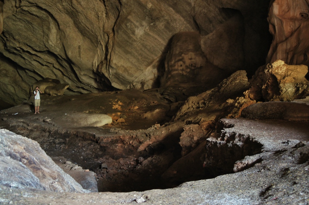 Holes in the ground inside the cave are not marked in any way.